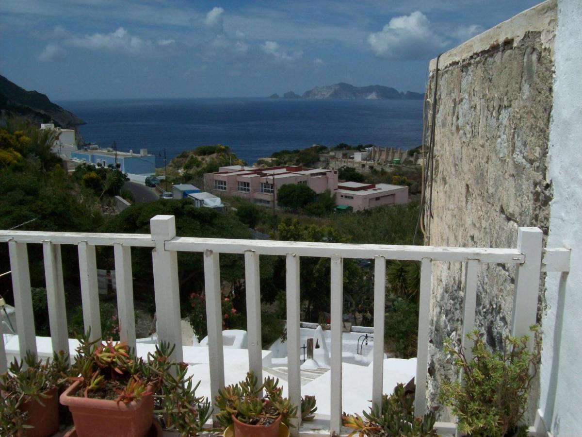 Casadelpino Residence La Piana Ponza Quarto foto